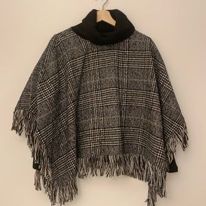 8 Seconds Sweater Poncho